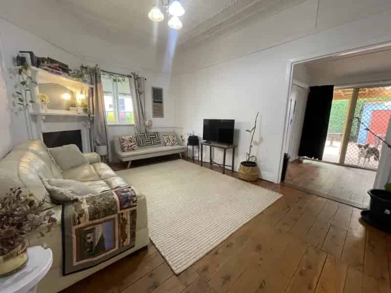 Charming Home In Central Dubbo