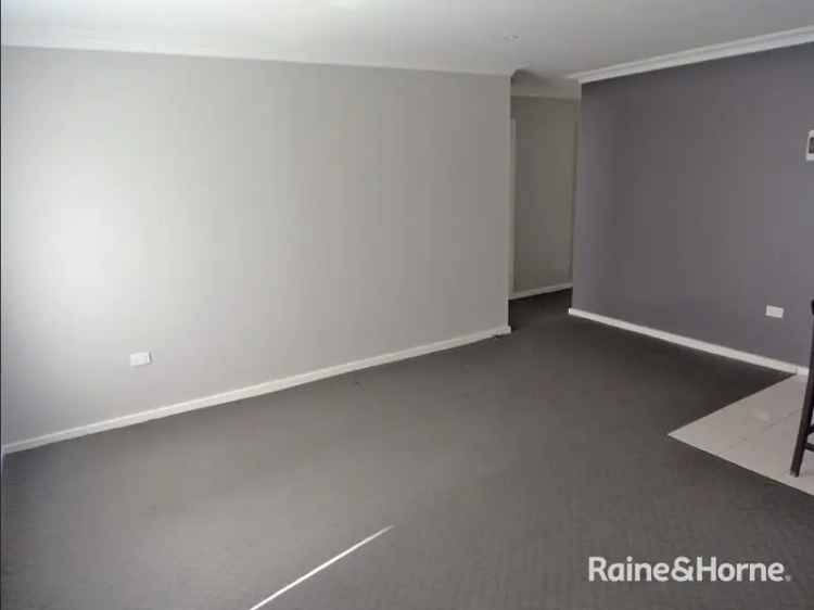 House For Rent in Goulburn, New South Wales