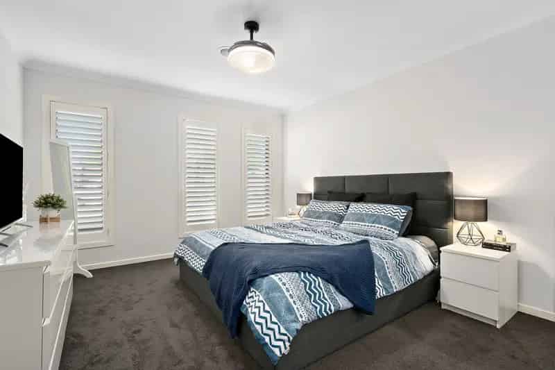 Real Estate For Sale - 11 Castello Street - Mernda , VIC