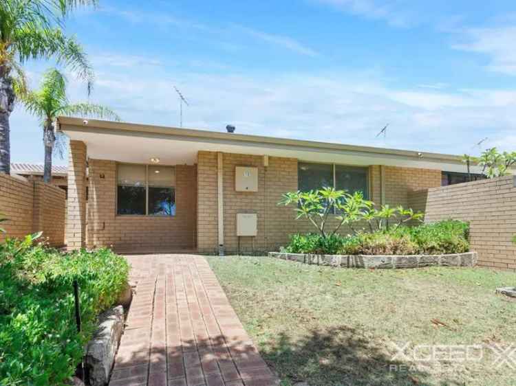 3 Bedroom Villa Near Butlers Reserve