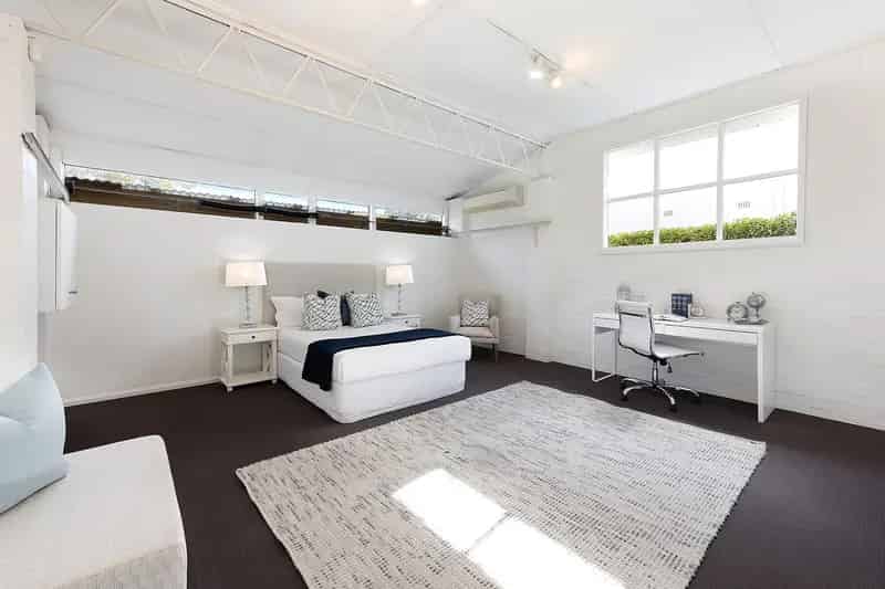 Lease Charming Family Home in St Ives Chase with Entertainer's Deck