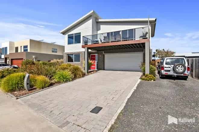 House For Sale , Latrobe, Tasmania