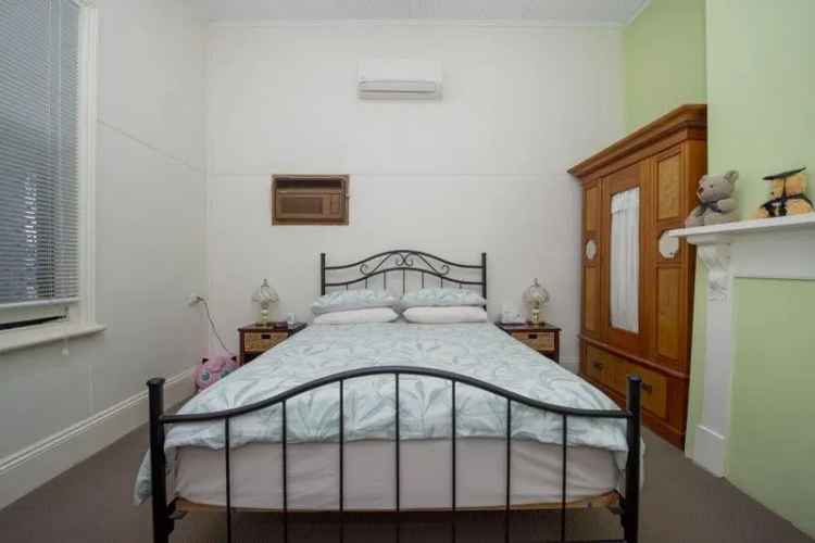 3 Bed Cottage Near CBD Hospital Low Maintenance