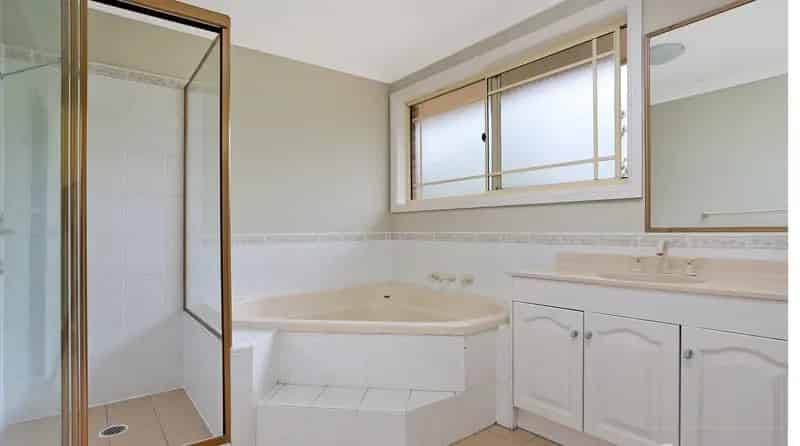 Lease oversized duplex 3 bedroom home with study in Bella Vista