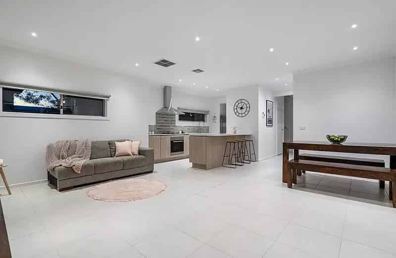House For Sale , 21, Annecy Boulevard, Melbourne, Victoria
