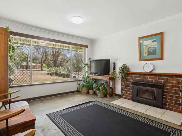 House For Sale in City Of Kalamunda, Western Australia