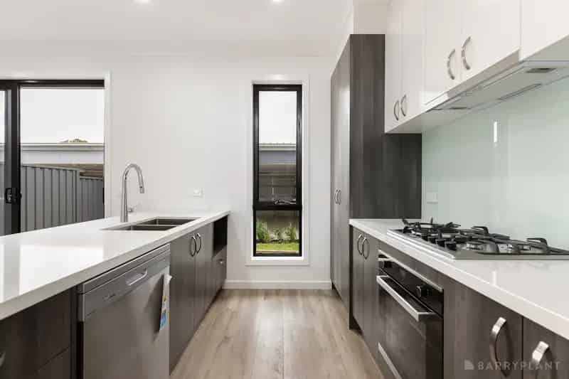 Sale of New Townhouse in Parklife Doveton Estate
