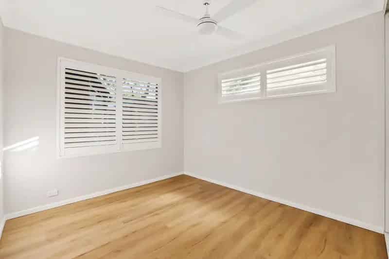 Lease Two Bedroom Apartment in Freshwater with Large Courtyard