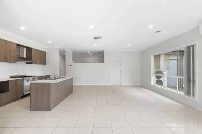 House For Rent , 3, Sundowner Place, Melbourne, Victoria