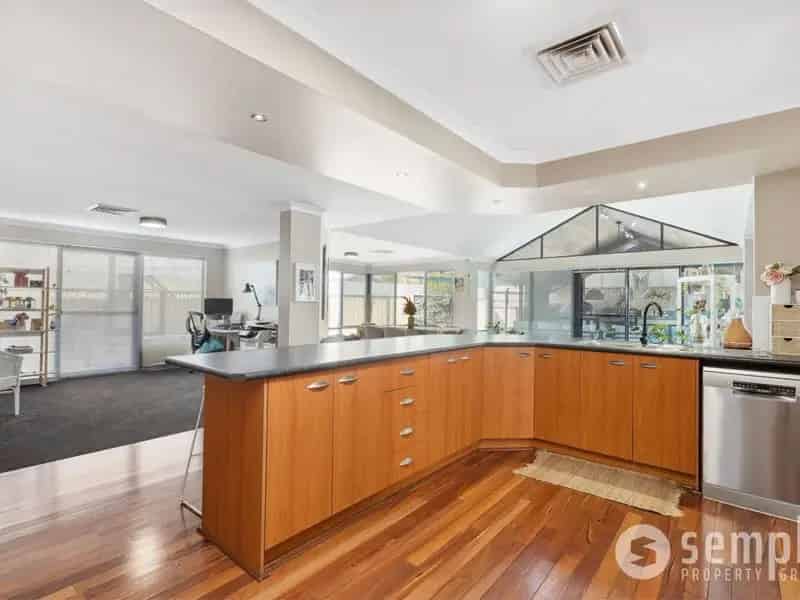House For Sale , City of Cockburn, Western Australia