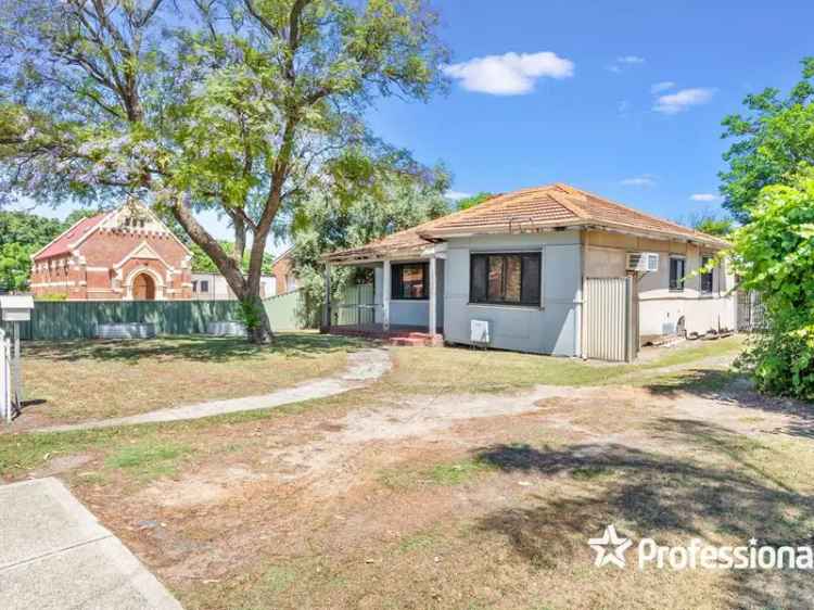 House For Sale in City of Swan, Western Australia