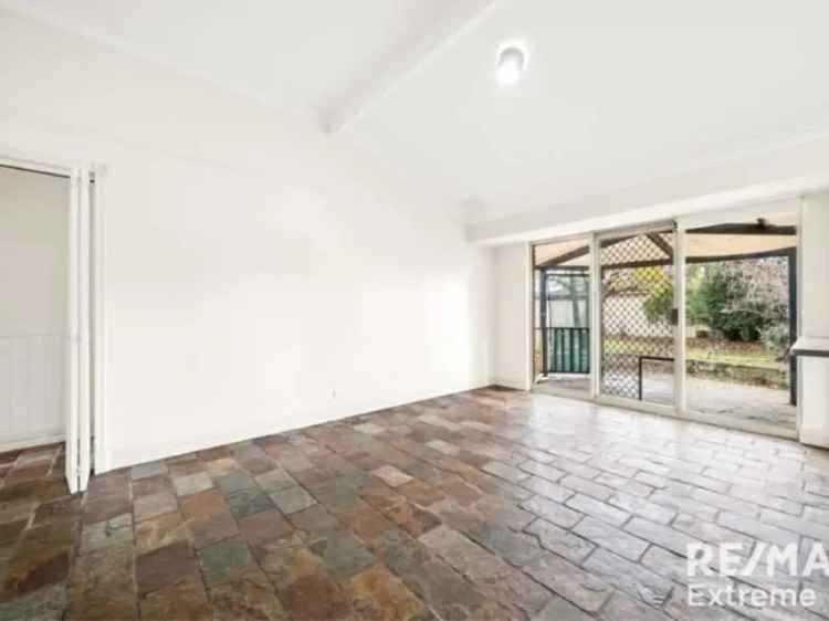 House For Rent in City of Gosnells, Western Australia