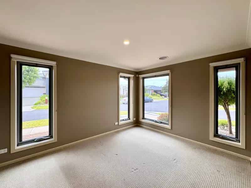 Buy House in Wyndham Vale with 4 Bedrooms and Open-Plan Living