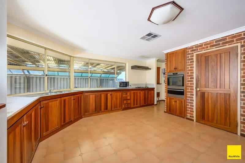 Coastal Comfort Meets Spacious Living
